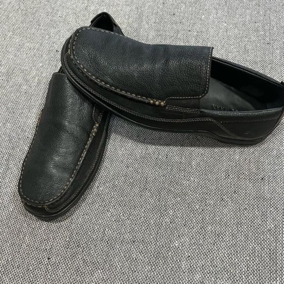 Cole Haan Mens leather loafers size 9.5 main image 9